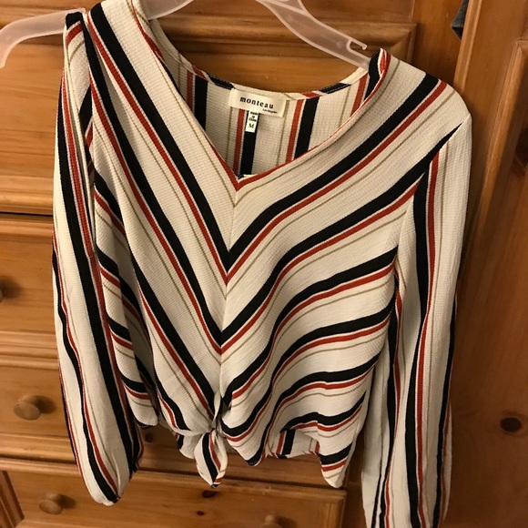 Monteau Tops - Split sleeve blouse